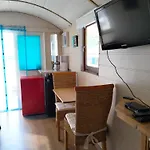 Campsite Cottage-irina