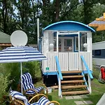Campsite Cottage-irina *