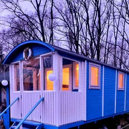 Campsite Cottage-irina *